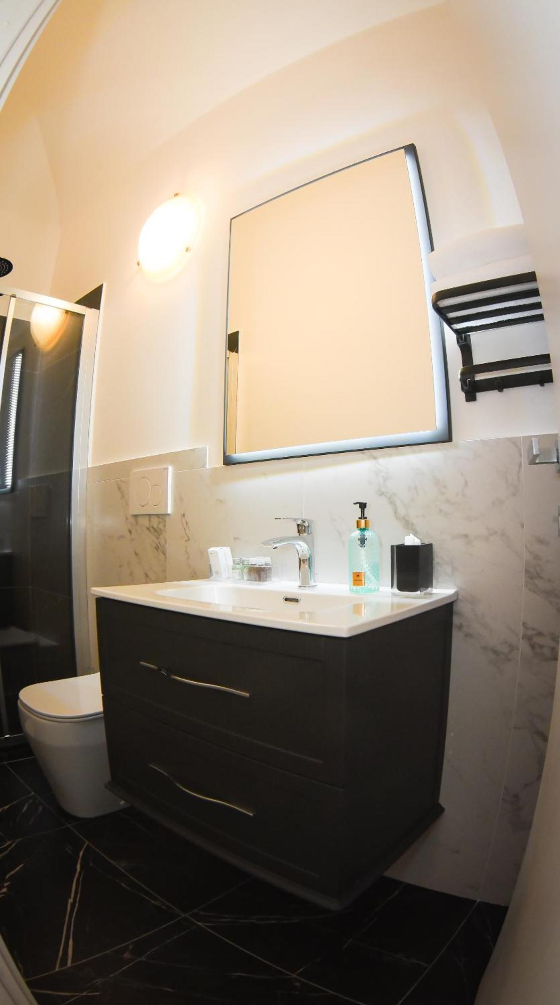 Bq House Fori Imperiali Luxury Rooms روما المظهر الخارجي الصورة