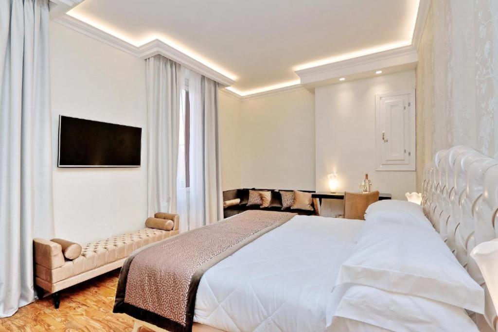 Bq House Fori Imperiali Luxury Rooms روما المظهر الخارجي الصورة